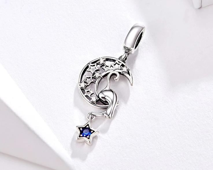 Silver Cat Charm <br> Vintage Moon and Star Cat - The Cat Paradise