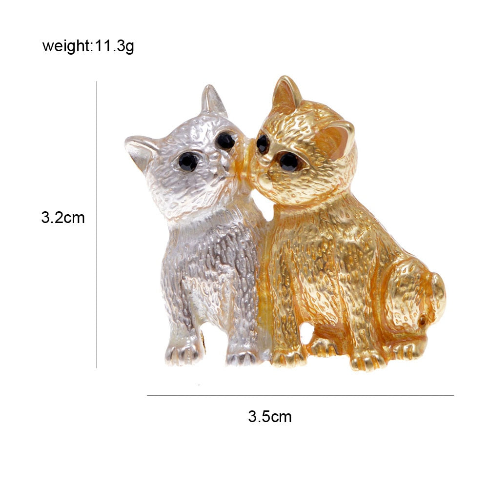 Cat Brooch <br> Friendly cats