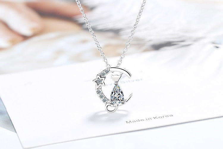 Silver Cat on the moon necklace - The Cat Paradise