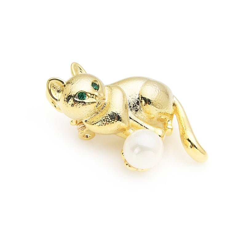 Cat Brooch <br> Gold Color